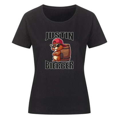 Schwarzes Damen T-Shirt mit humorvollem Design. In der Mitte ist ein cartoonartiger Biber mit Sonnenbrille und roter Basecap zu sehen, der vor einem Holzfass sitzt. Darüber steht in großen, Buchstaben „JUSTIN“, darunter „BIERBER“. Das Design spielt humorvoll auf den Namen „Justin Bieber“ an und kombiniert ihn mit „Bier“ und einem Biber.