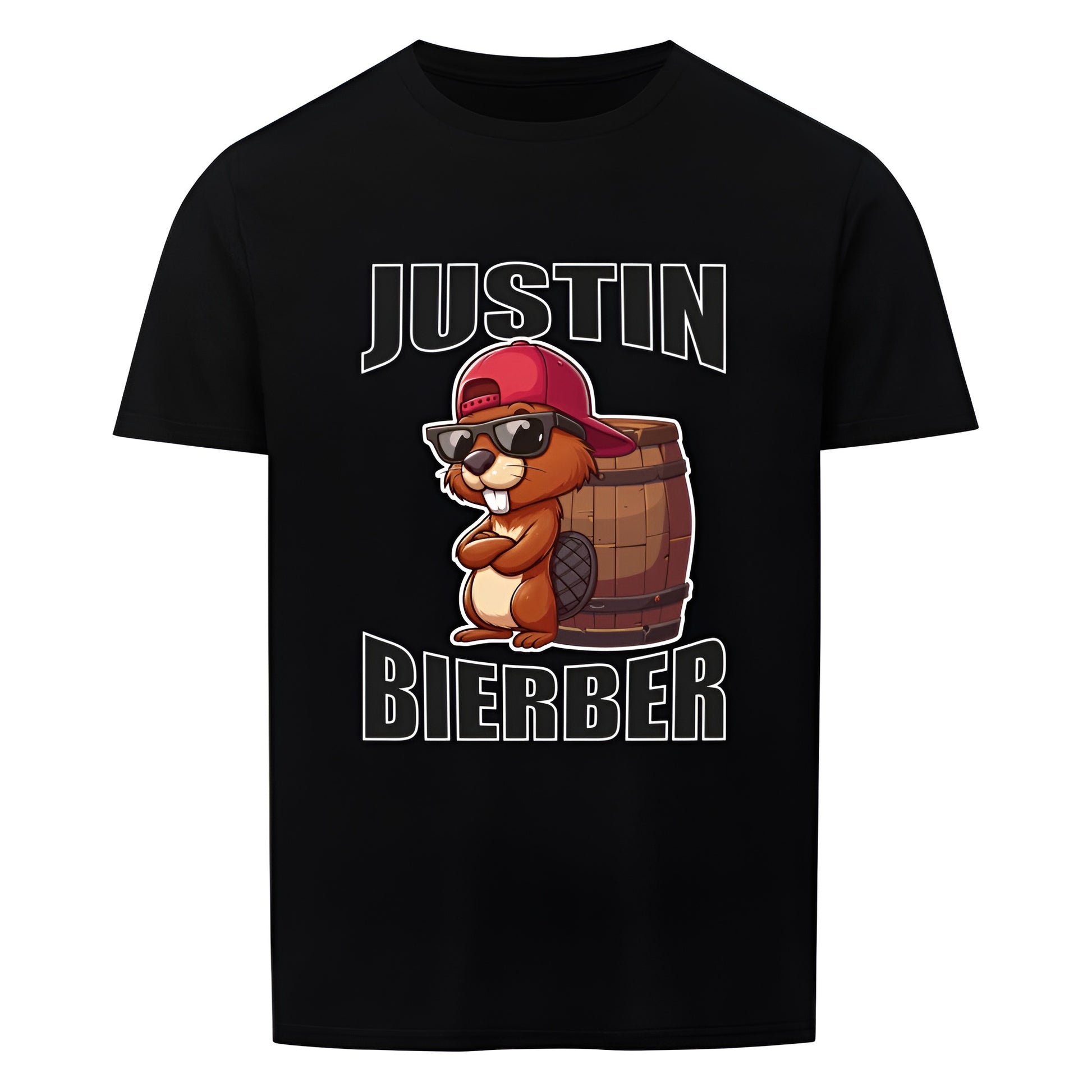 Schwarzes T-Shirt mit humorvollem Design. In der Mitte ist ein cartoonartiger Biber mit Sonnenbrille und roter Basecap zu sehen, der vor einem Holzfass sitzt. Darüber steht in großen, Buchstaben „JUSTIN“, darunter „BIERBER“. Das Design spielt humorvoll auf den Namen „Justin Bieber“ an und kombiniert ihn mit „Bier“ und einem Biber.