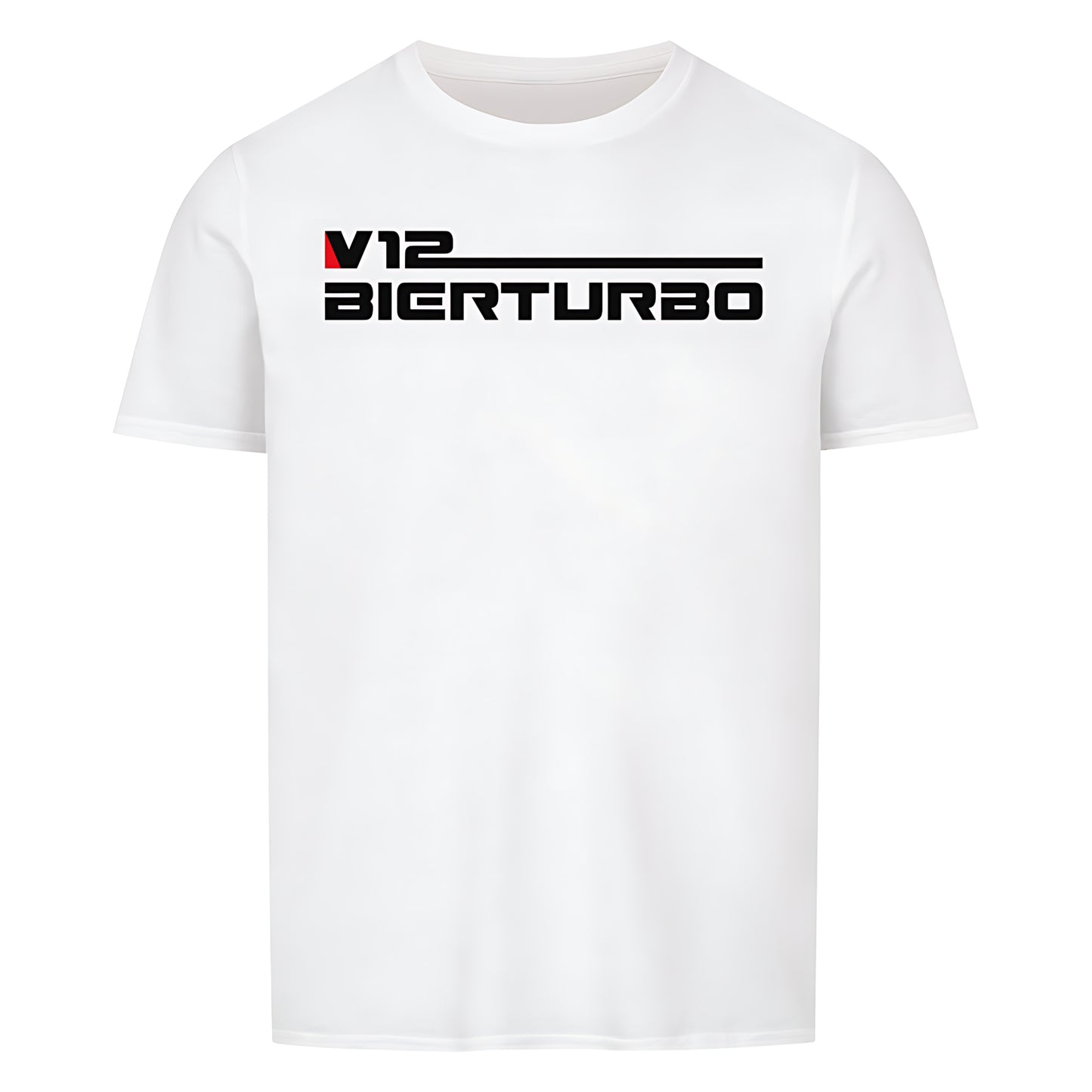 Weisses T-Shirt mit Rundhalsausschnitt. Auf der Vorderseite befindet sich der Schriftzug "V12 BIERTURBO" in einer Kombination aus schwarzer und roter Farbe. Der Schriftzug ist horizontal angeordnet und zentriert.
